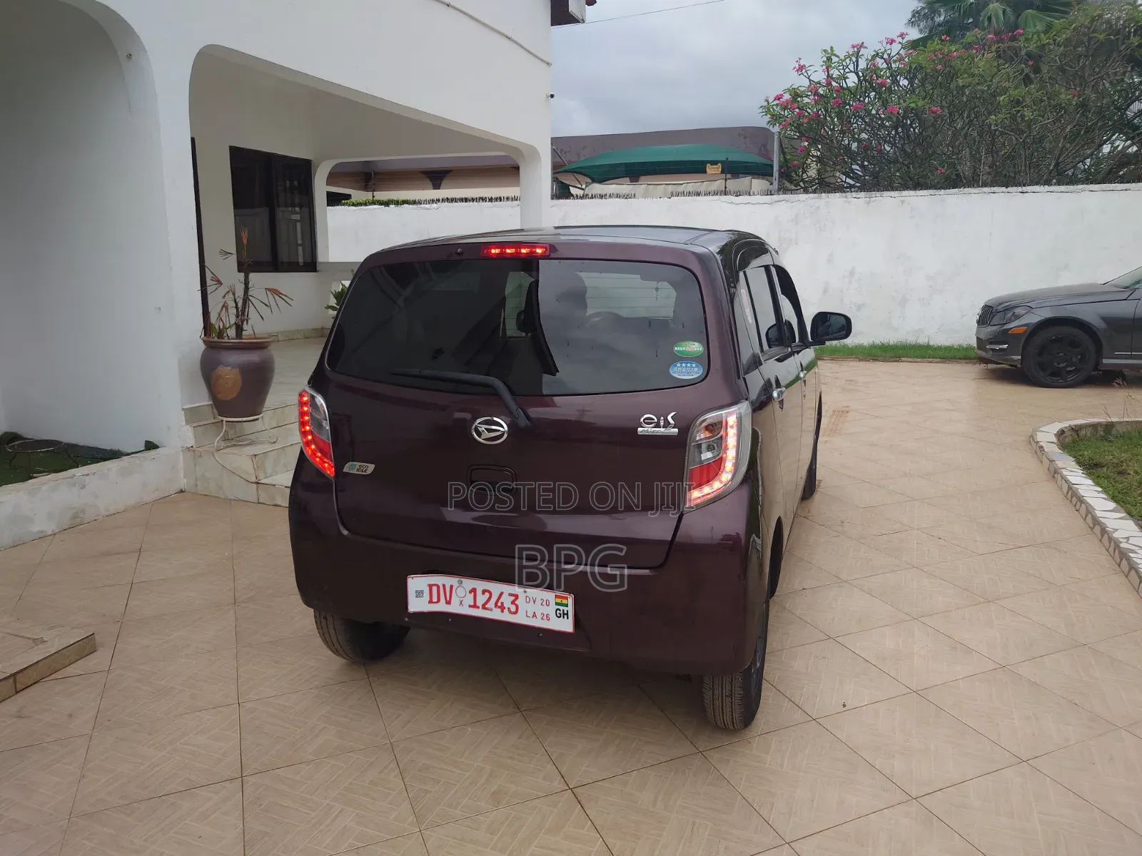 Daihatsu Mira 2015 Burgundy