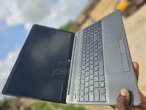 Laptop HP 255 G8 8GB Intel Core i7 SSD 256GB