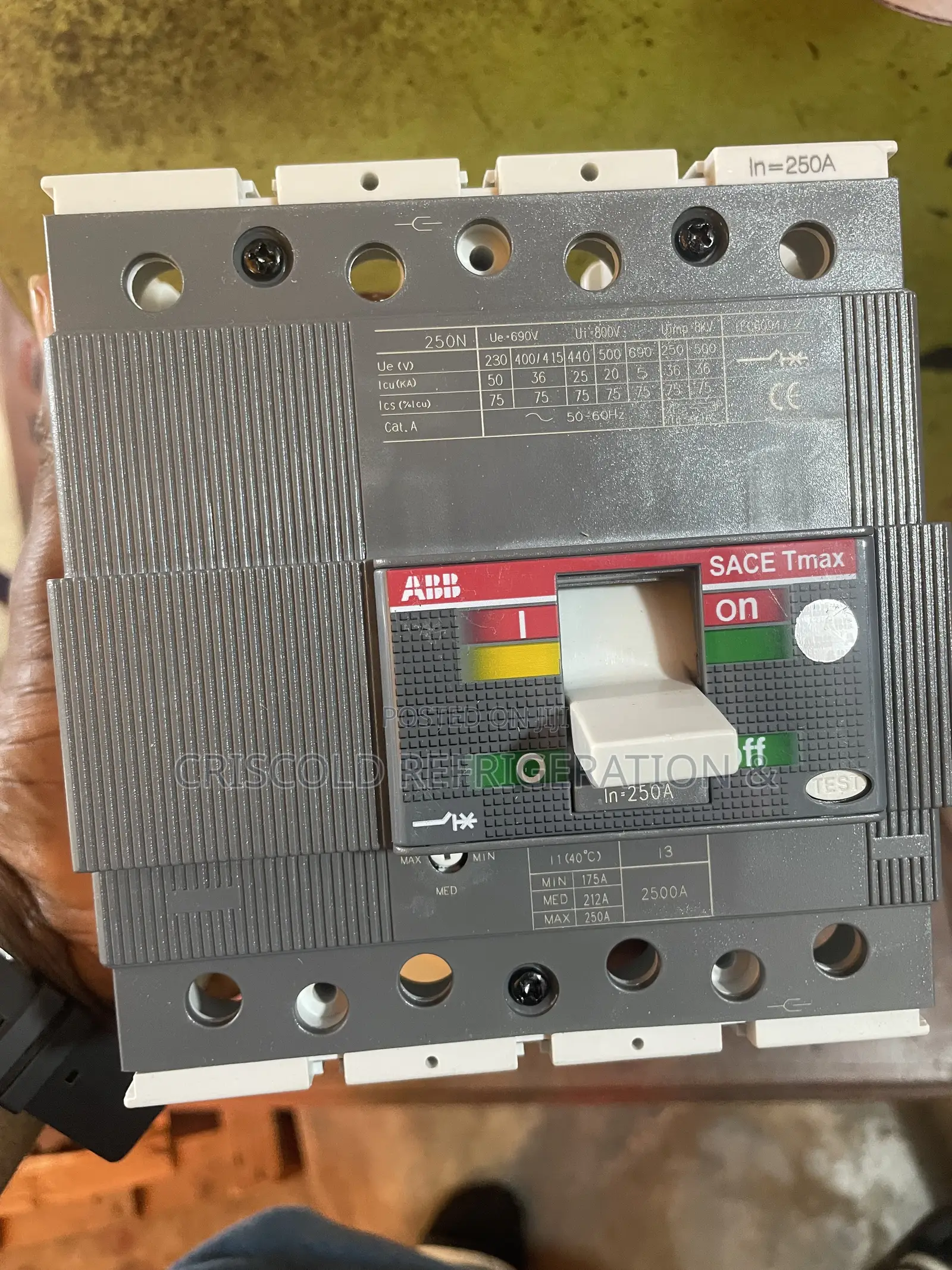 Abb 4pole Breaker 250amps