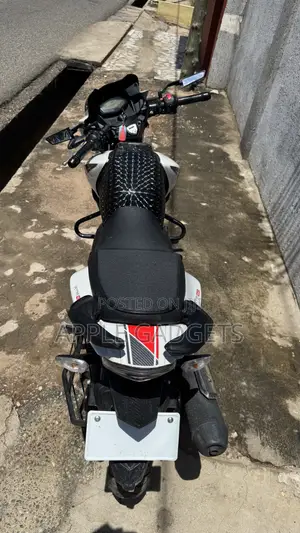 New TVS Apache RTR 160 2V ABS 2025 White