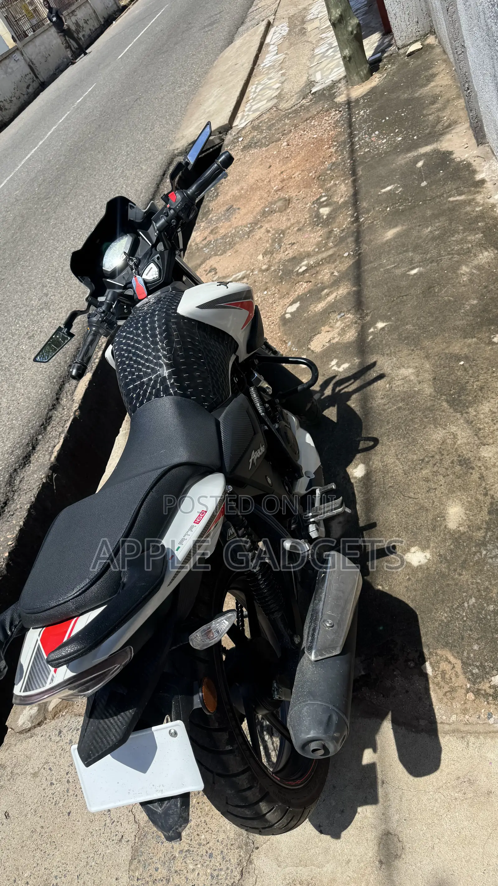 New TVS Apache RTR 160 2V ABS 2025 White