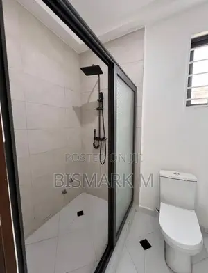 4bdrm House in East Legon, Ogbojo. for sale