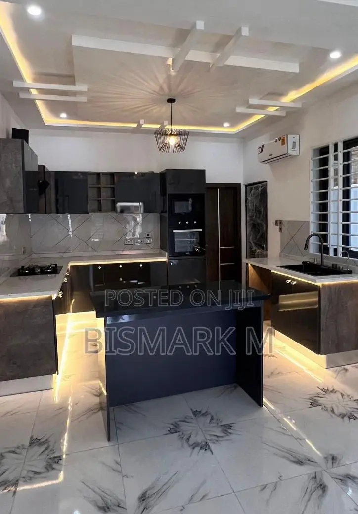 4bdrm House in East Legon, Ogbojo. for sale