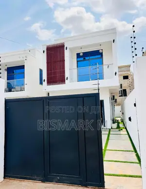 4bdrm House in East Legon, Ogbojo. for sale