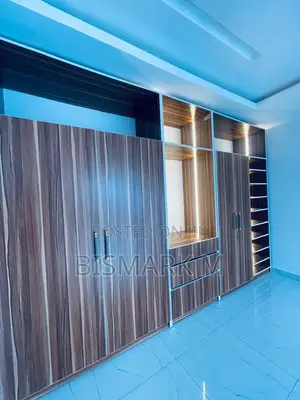 4bdrm House in School Junction, Ashaley Botwe for rent