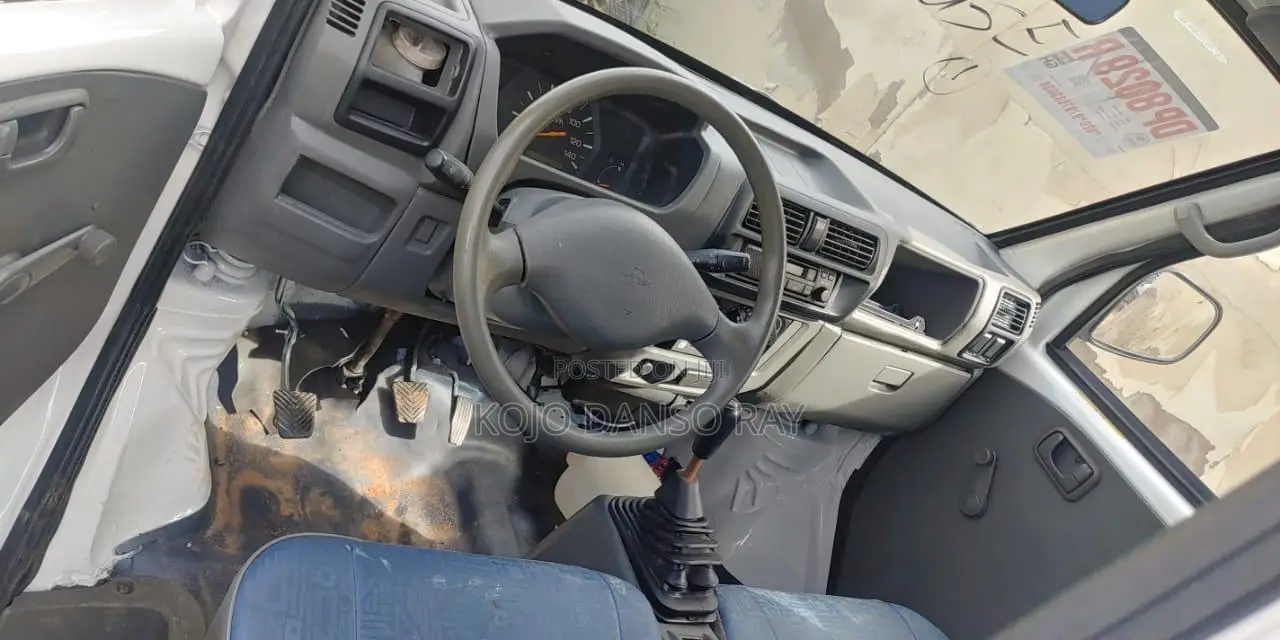 Mitsubishi Minicab