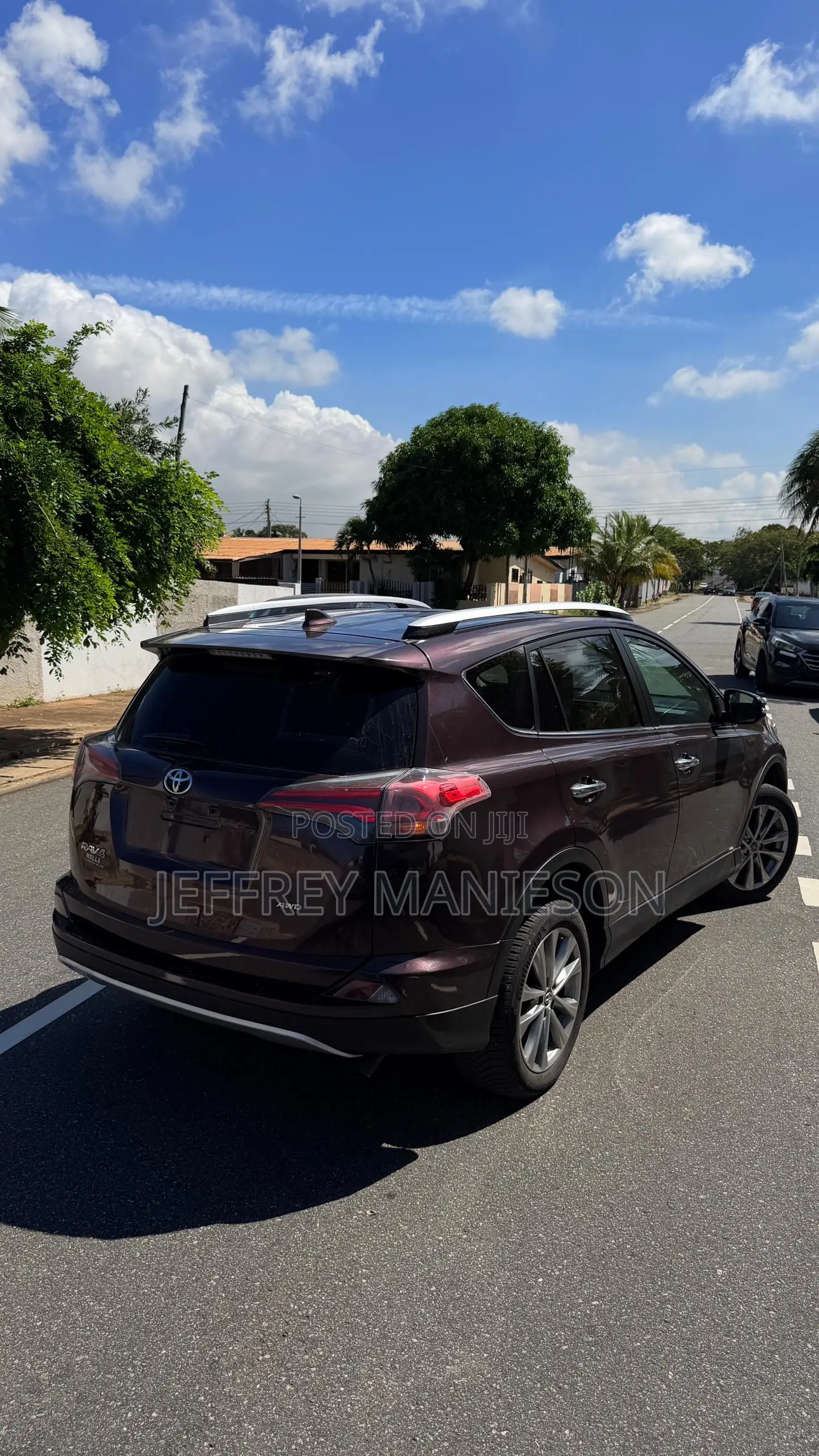 Toyota RAV4 Limited AWD (2.5L 4cyl 6A) 2016 Purple