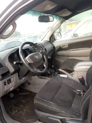 Toyota Hilux Revo Double Cab Deisel 2.8 RWD 2017 Gray