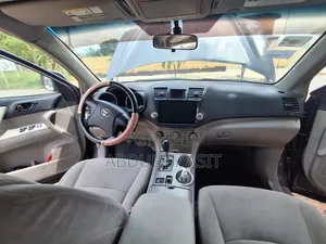 Toyota Highlander Limited 2010 Gray