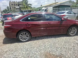 Toyota Camry SE 4dr Sedan (2.5L 4cyl 6A) 2017 Burgundy