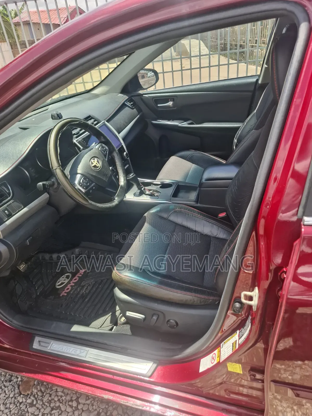 Toyota Camry SE 4dr Sedan (2.5L 4cyl 6A) 2017 Burgundy