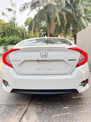 Honda Civic Touring 4dr Sedan (1.5L 4cyl) 2016 White
