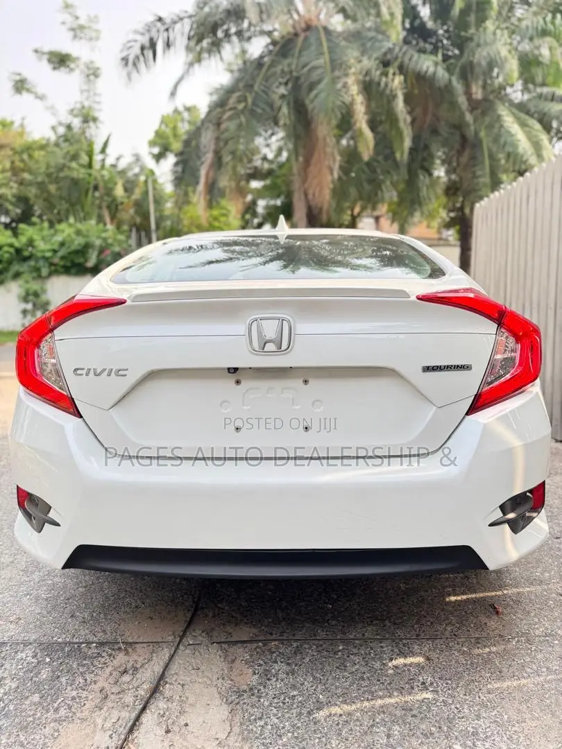 Honda Civic Touring 4dr Sedan (1.5L 4cyl) 2016 White