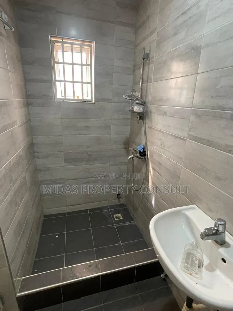 2bdrm Apartment in Tseaddo Chain Home for rent