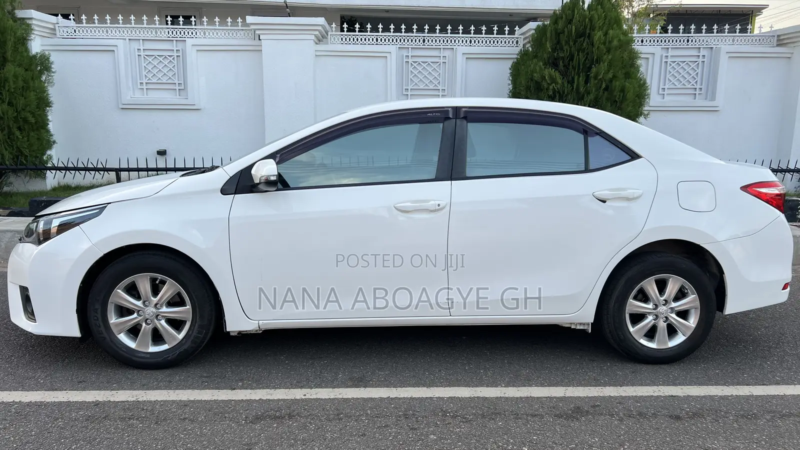 Toyota Corolla 2016 White