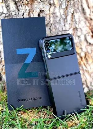 New Samsung Galaxy Z Flip3 5G 256 GB Black