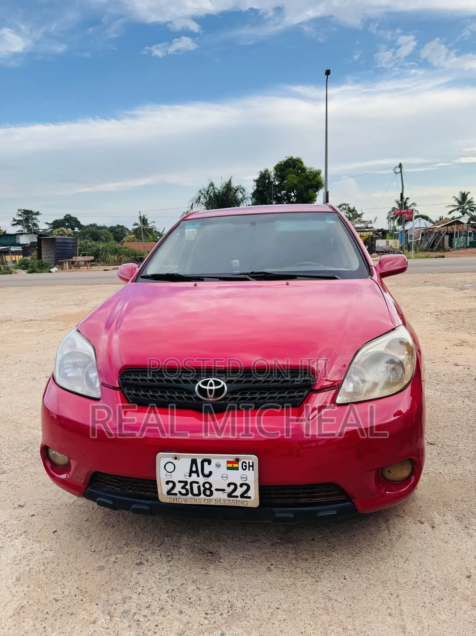 Toyota Matrix Hatchback FWD (1.8L 4cyl 5M) 2010 Red