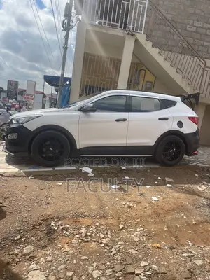 Hyundai Santa Fe Limited AWD 2016 White