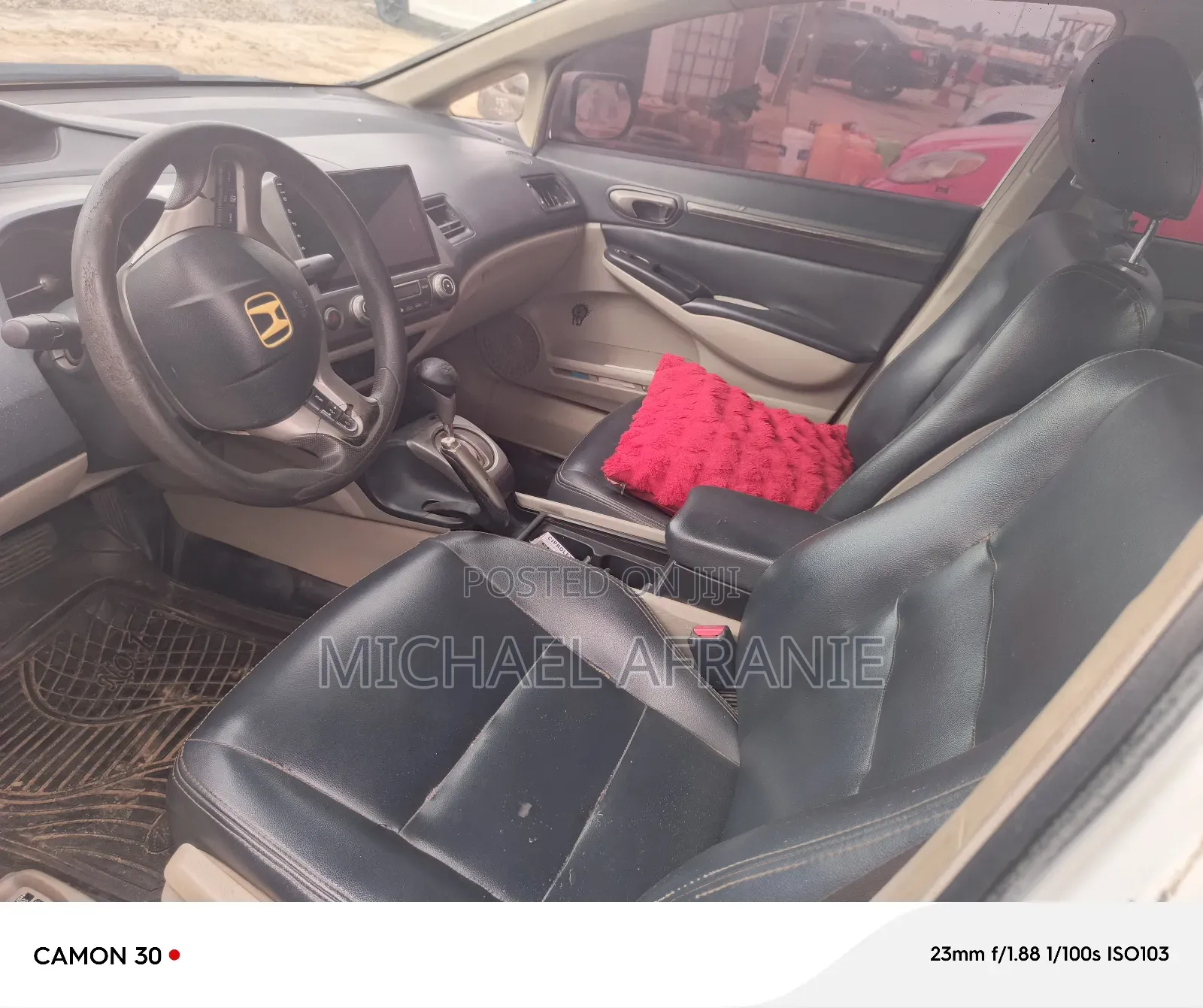 Honda Civic 1.8 5 Door 2010 White