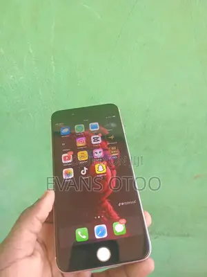 Apple iPhone 7 Plus 32 GB Pink