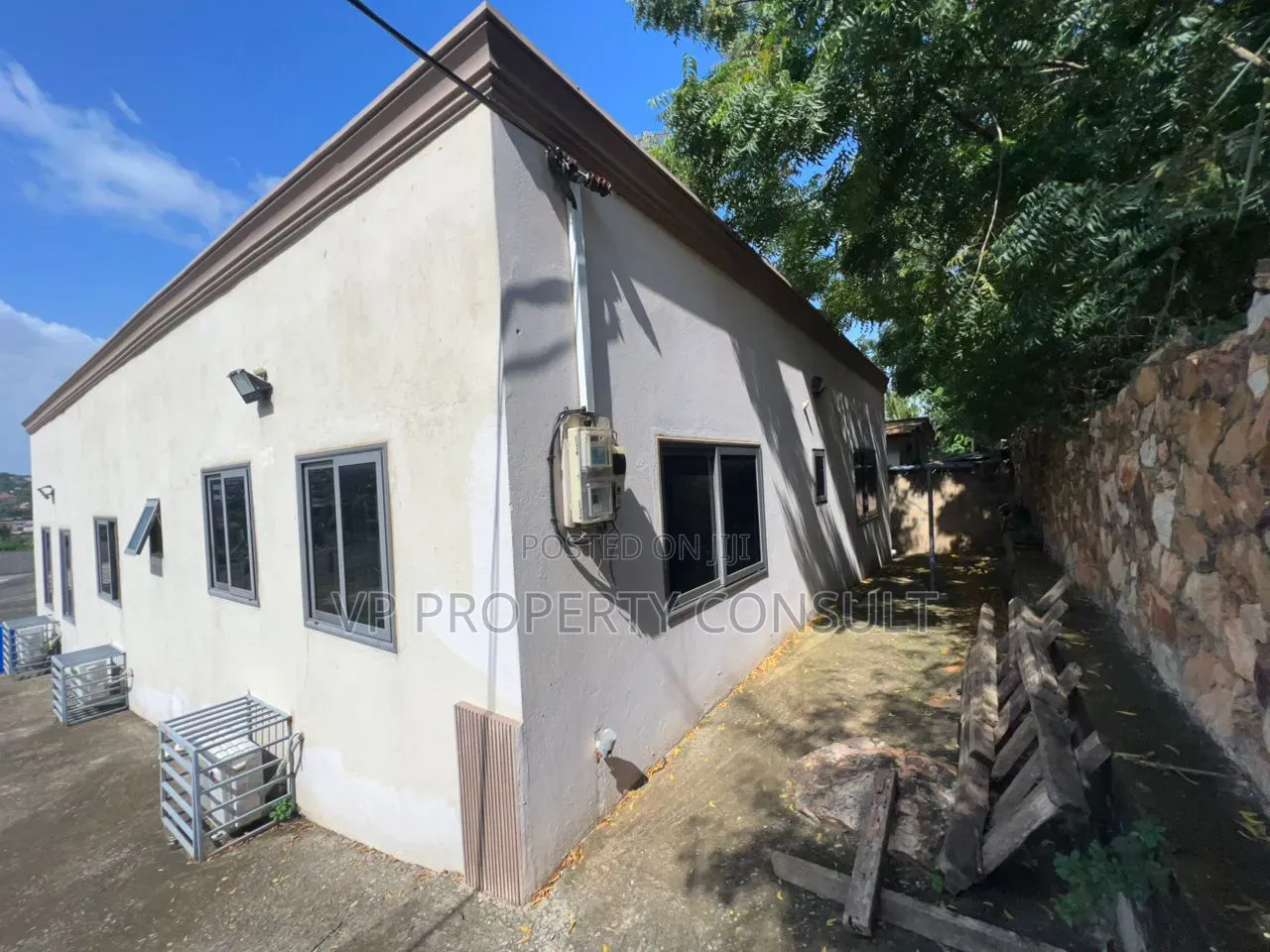 4bdrm House in Palas Town for sale