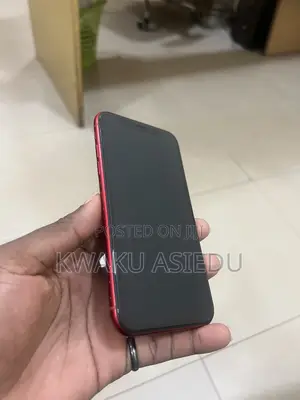 Apple iPhone XR 64 GB Red