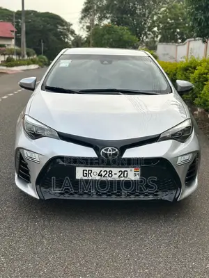 Toyota Corolla 2018 White