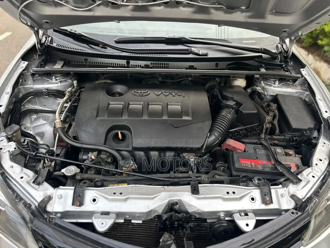 Toyota Corolla 2018 White