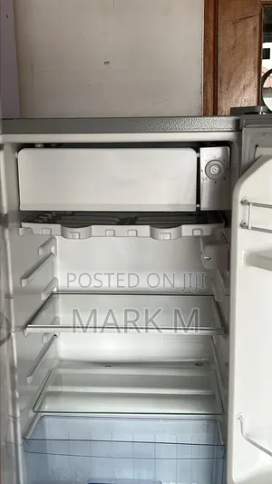 Chilling Table Top Fridge
