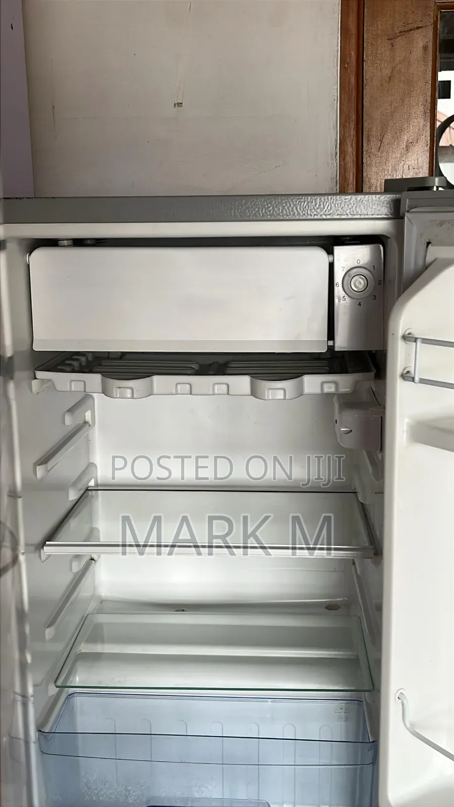 Chilling Table Top Fridge