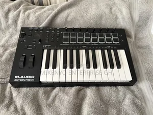 M-Audio Oxygen Pro 25-Key Midi Controller