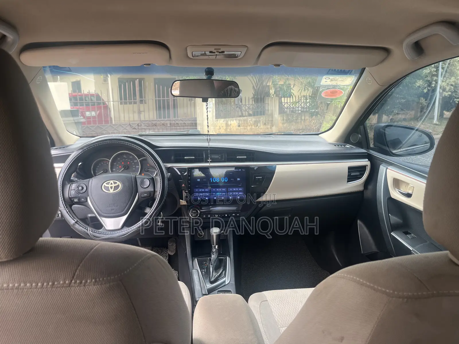 Toyota Corolla LE 4dr Sedan (1.8L 4cyl CVT) 2015 Black