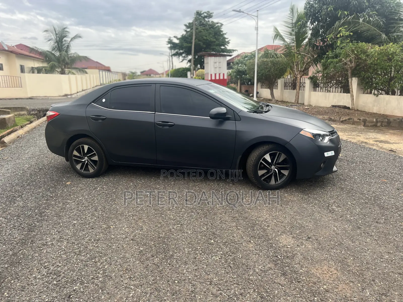 Toyota Corolla LE 4dr Sedan (1.8L 4cyl CVT) 2015 Black