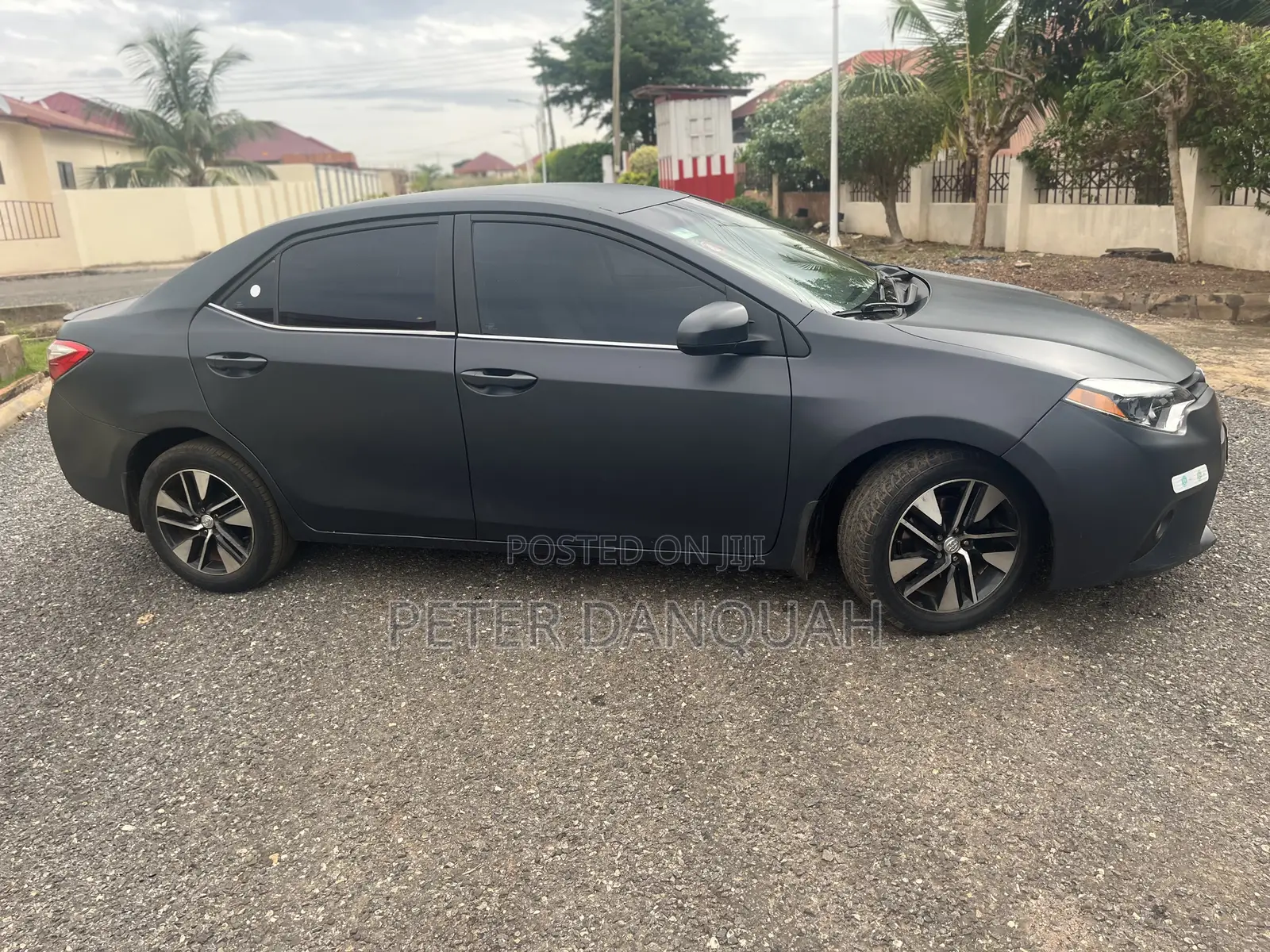 Toyota Corolla LE 4dr Sedan (1.8L 4cyl CVT) 2015 Black