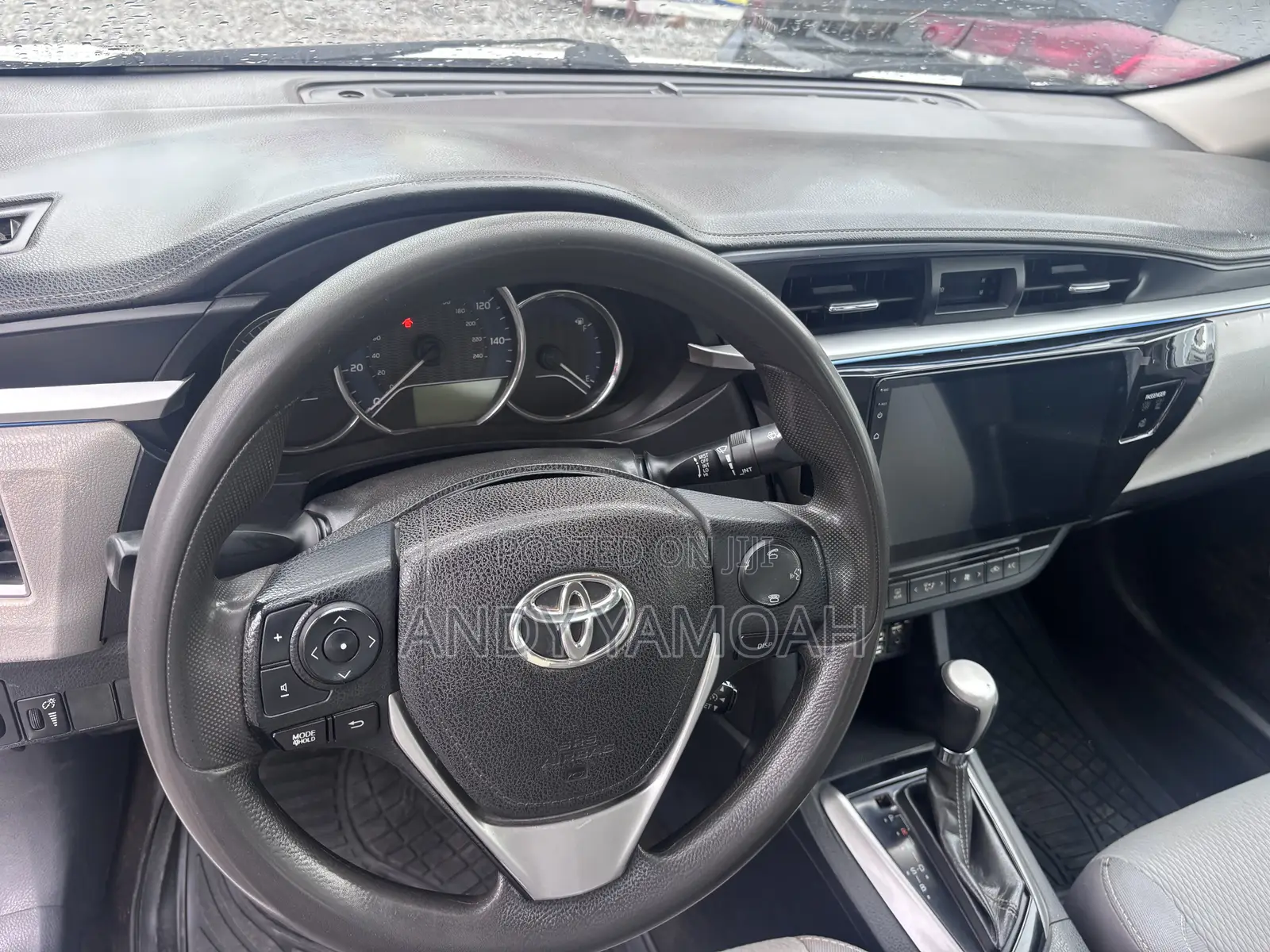 Toyota Corolla 2016 White