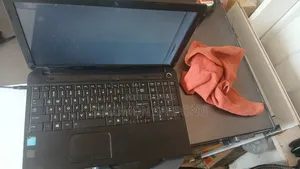 Laptop Toshiba Satellite C55 4GB Intel HDD 500GB