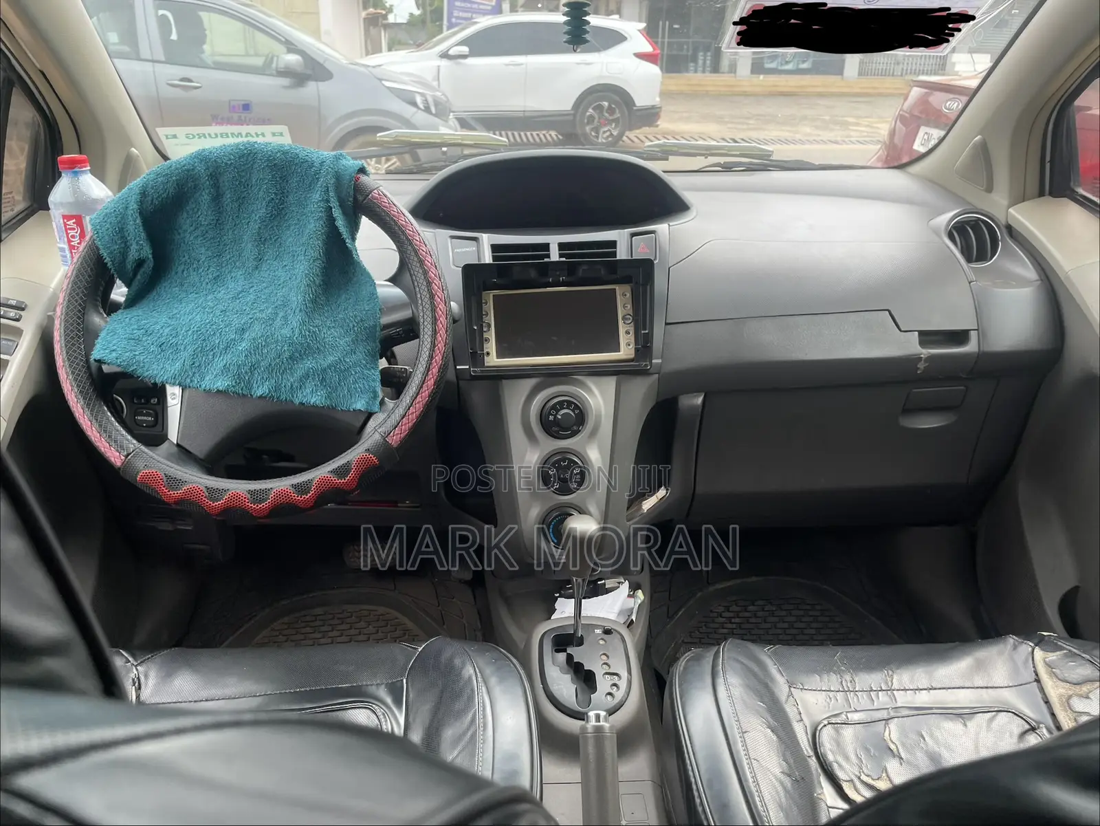 Toyota Vitz 1.3 FWD 5dr 2010 Silver