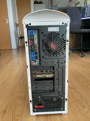 New MSI Trident 3 Arctic 16GB Intel Core i7 SSHD (Hybrid) 1.5T