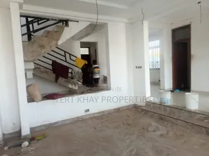 4bdrm House in Lashibi for sale