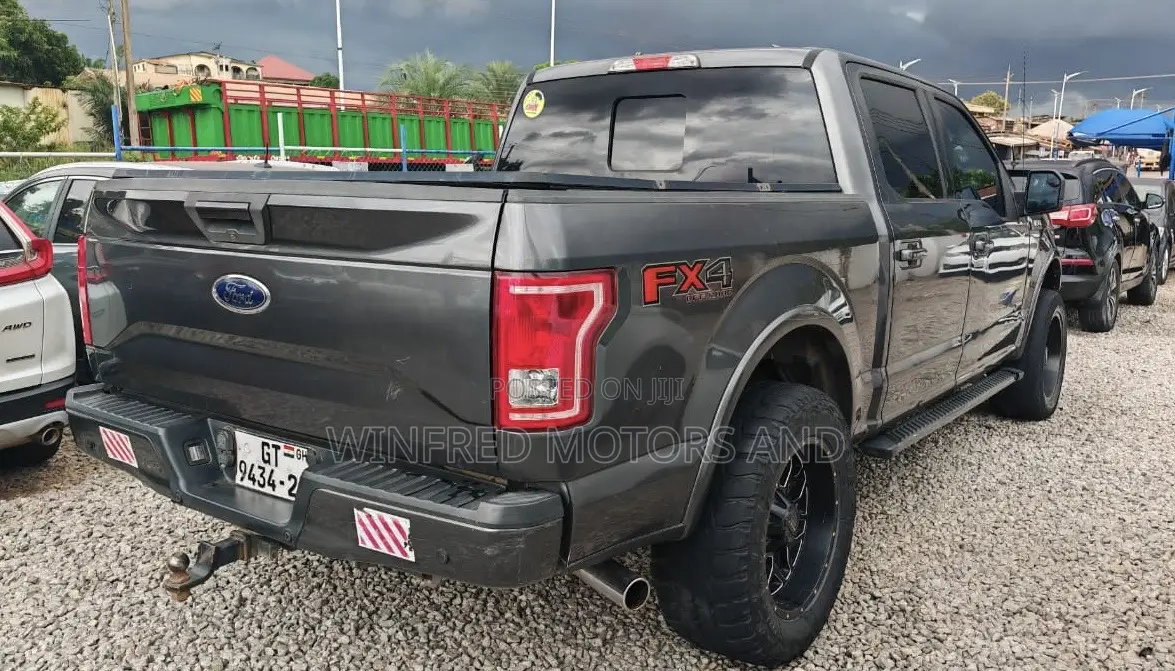 Ford F-150 XL 4x4 SuperCrew Cab Styleside 6.5 ft. box 157 in. WB 2016