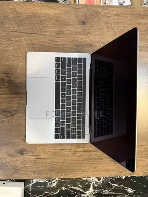 Laptop Apple MacBook Pro 2019 8GB Intel Core i5 SSD 128GB