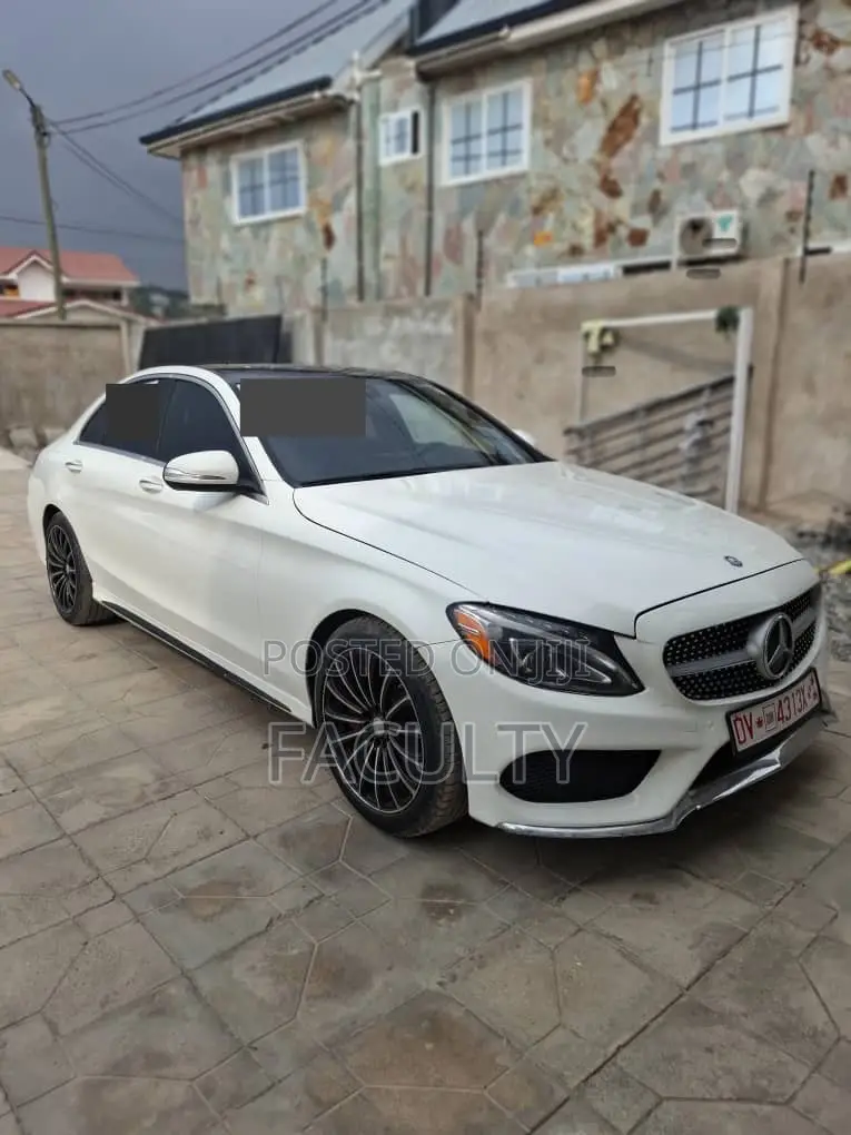 Mercedes-Benz C300 Luxury 4Matic Sedan AWD (2.0L 4cyl 7A) 2016 White