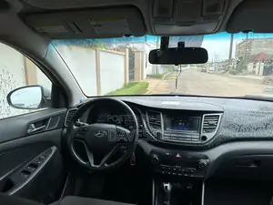 Hyundai Tucson 2015 Silver