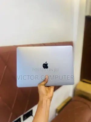 Laptop Apple MacBook Pro 2020 8GB Intel Core i5 SSD 256GB