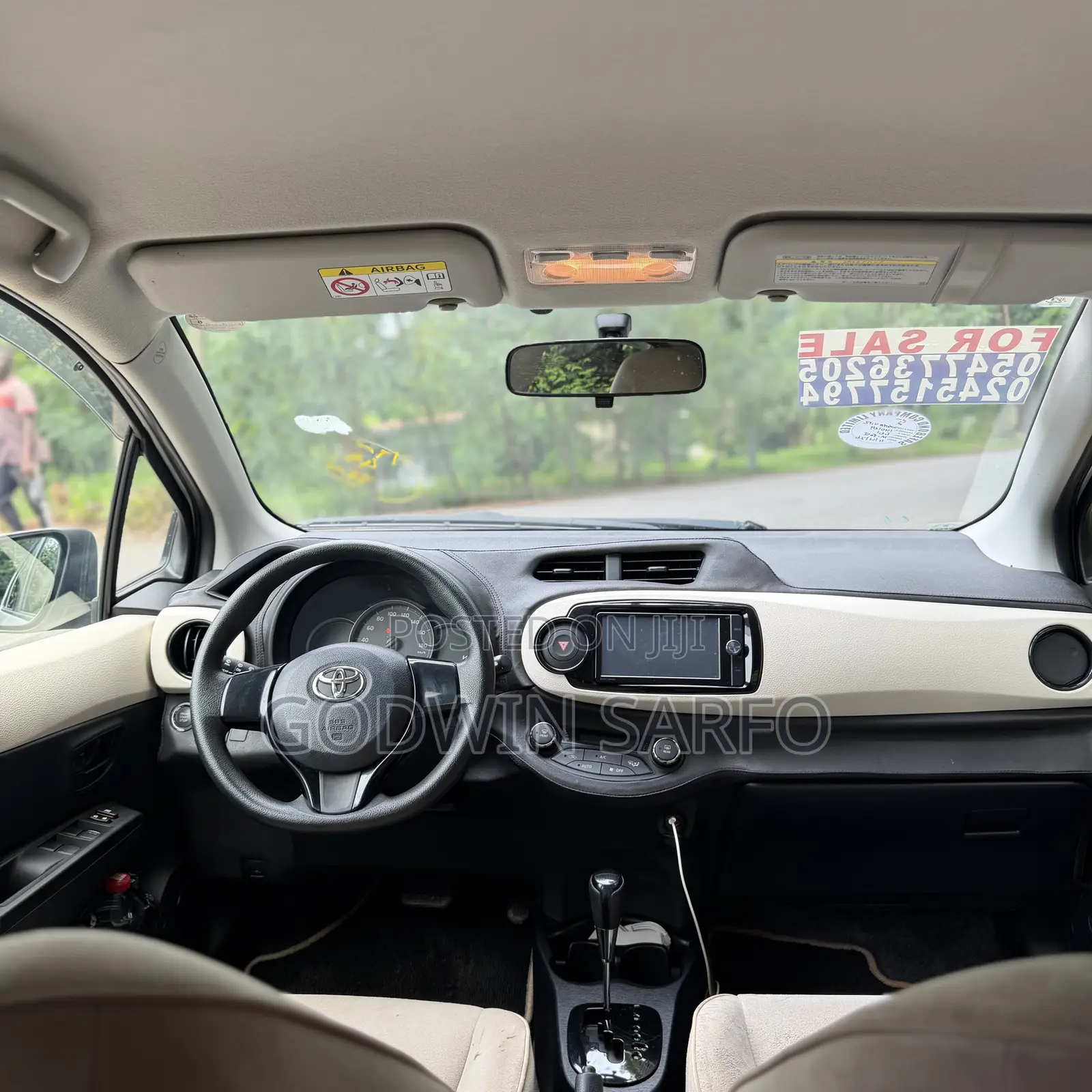 Toyota Vitz 1.3 AWD 3dr 2013 Gray