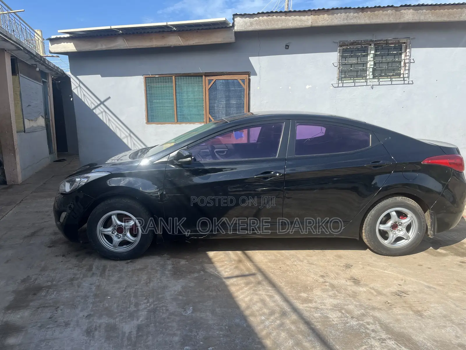Hyundai Avante 2012 Black