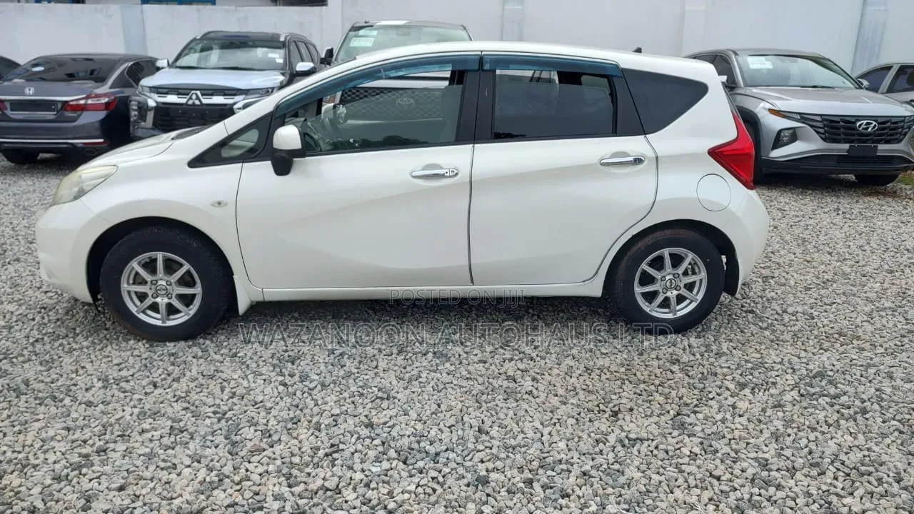 Nissan Note 1.6 Petrol 2013 White