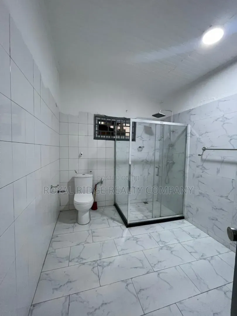 3bdrm House in East Legon Ogbojo, Accra Metropolitan for rent