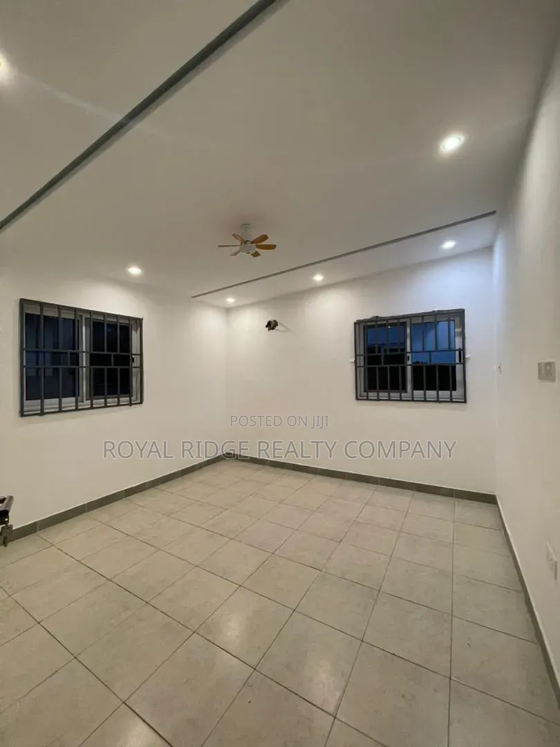 3bdrm House in East Legon Ogbojo, Accra Metropolitan for rent