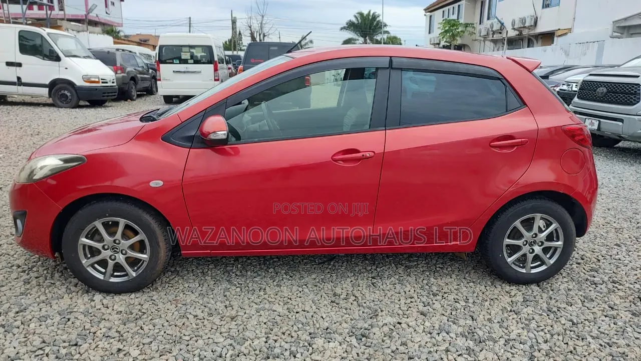 Mazda Demio 2013 Red